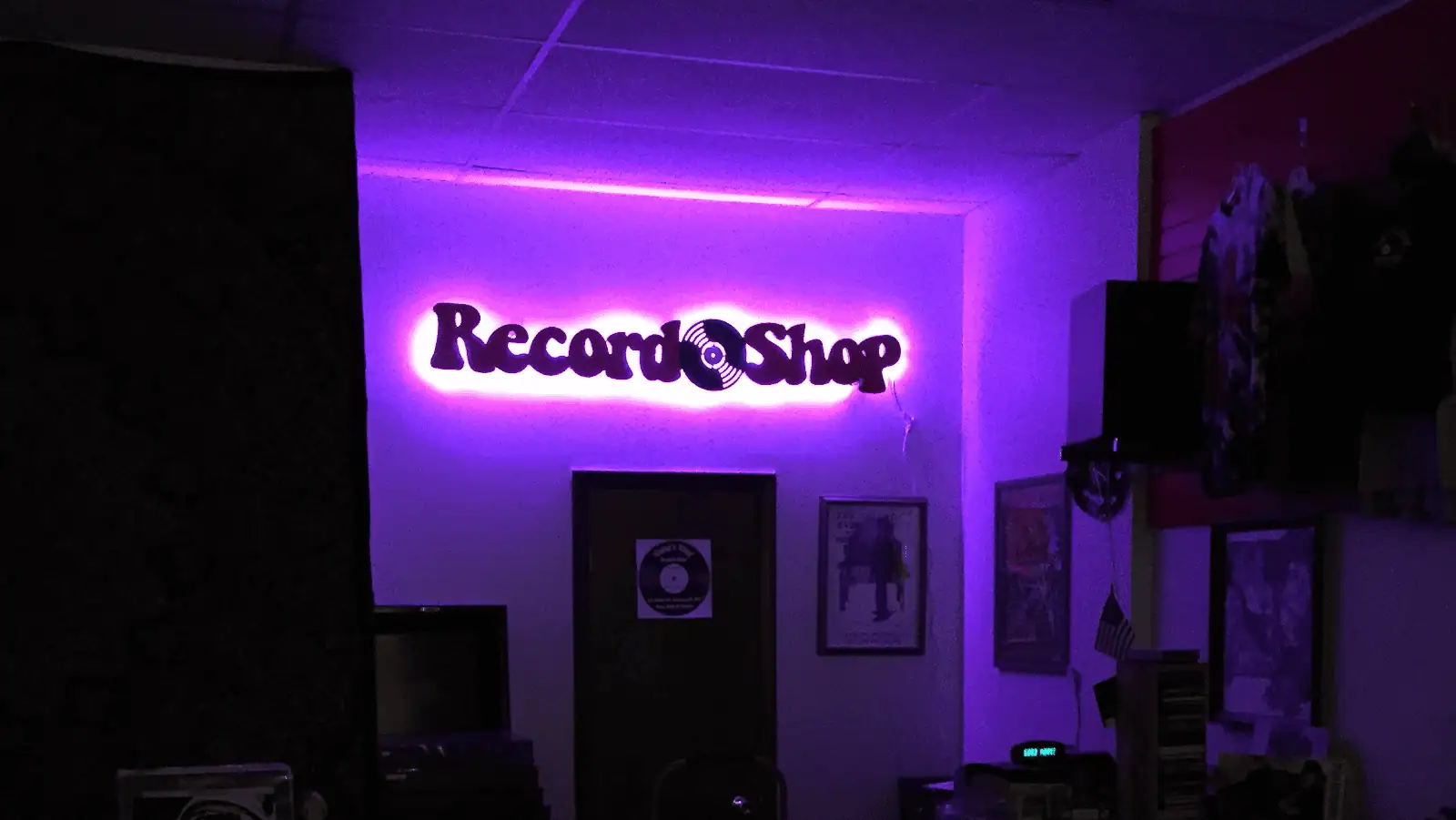 Vinny’s Vinyl Record Shop